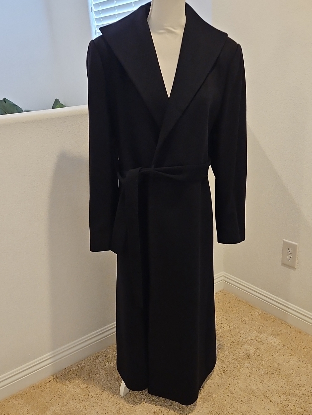 Flueurette 100% Cashmere Long Classic Black Long Wrap Coat Sz 14